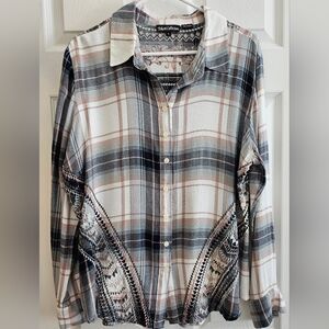 Tolani Large Plaid Fannel Emdroidered Top Black Dusty Rose White Preppy